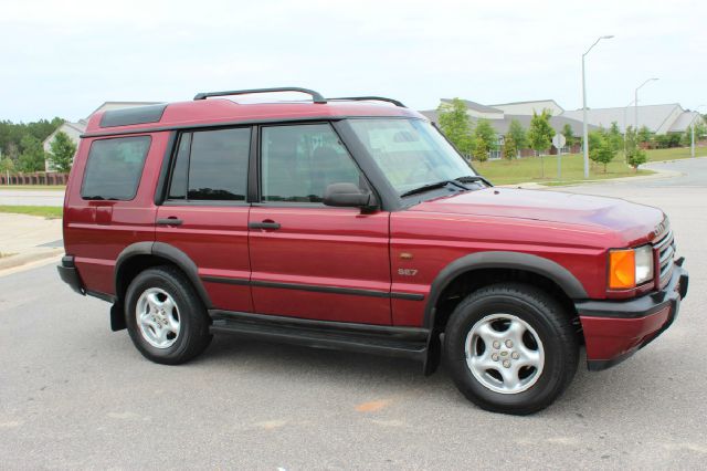2001 Land Rover Discovery II 1999 Toyota XLE