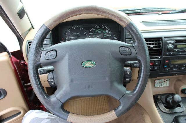 2001 Land Rover Discovery II 1999 Toyota XLE