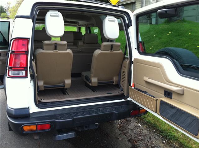 2001 Land Rover Discovery II SS 454