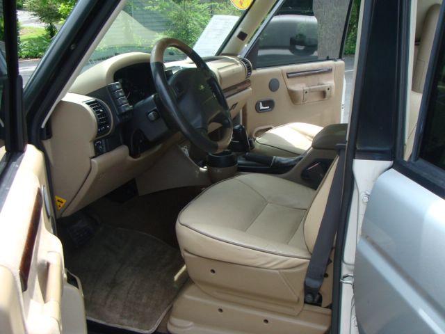 2002 Land Rover Discovery II 4WD 1500 4x4 SUV