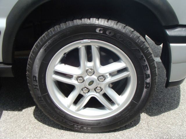 2002 Land Rover Discovery II 4WD 1500 4x4 SUV