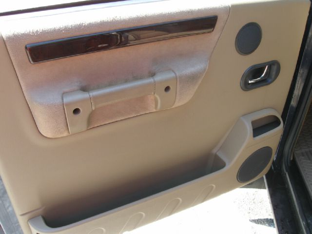 2002 Land Rover Discovery II 4WD 1500 4x4 SUV