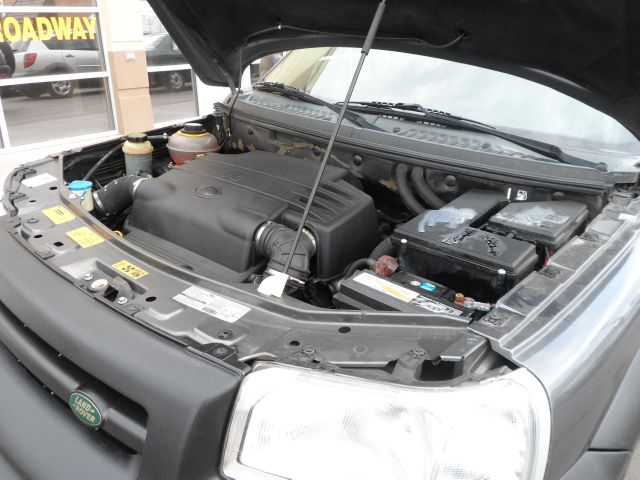 2003 Land Rover Freelander EX-L W/ DVD System