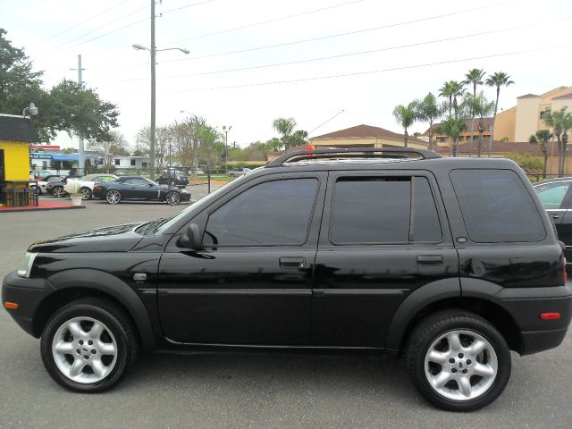 2003 Land Rover Freelander With 6 Disc Changerdvd System