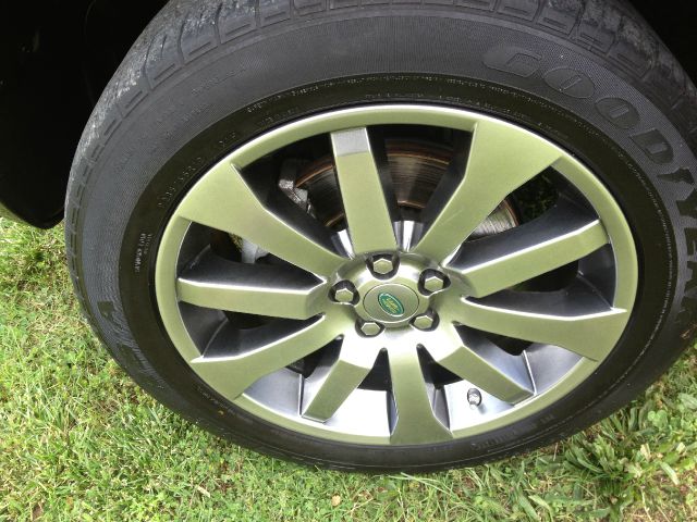 2008 Land Rover LR2 Talladega 5