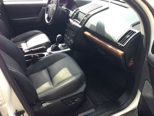 2010 Land Rover LR2 LS 3.5lv6 219hp