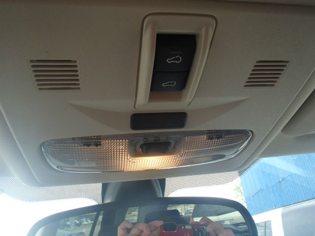 2010 Land Rover LR2 Sport Hatcback