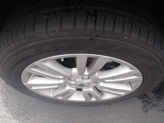 2010 Land Rover LR2 Sport Hatcback