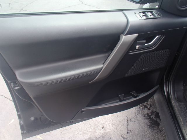 2010 Land Rover LR2 Sport Hatcback