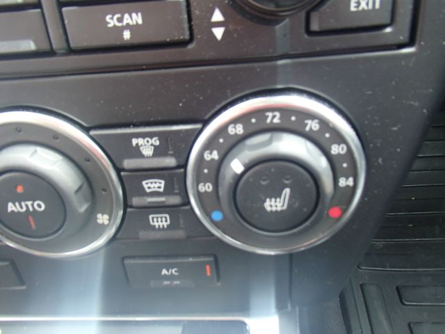 2010 Land Rover LR2 Sport Hatcback