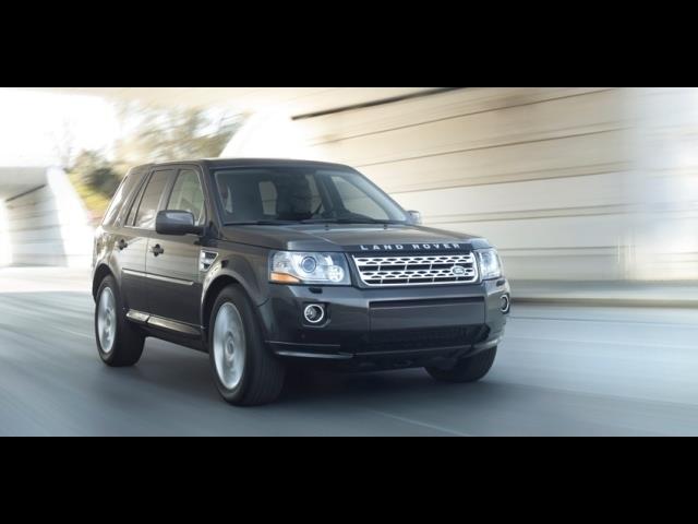 2014 Land Rover LR2 LS NICE