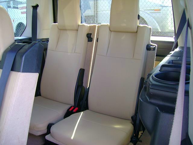 2005 Land Rover LR3 EX-L W/ DVD System