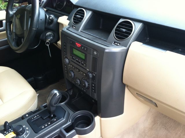 2006 Land Rover LR3 Red Line