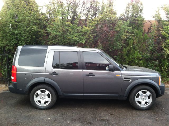 2006 Land Rover LR3 Red Line