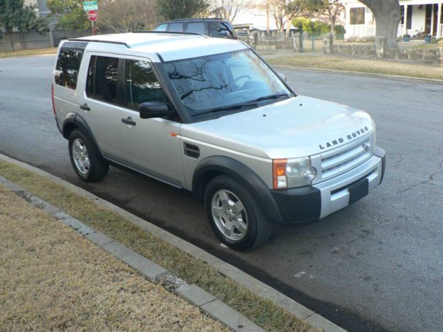2006 Land Rover LR3 Red Line