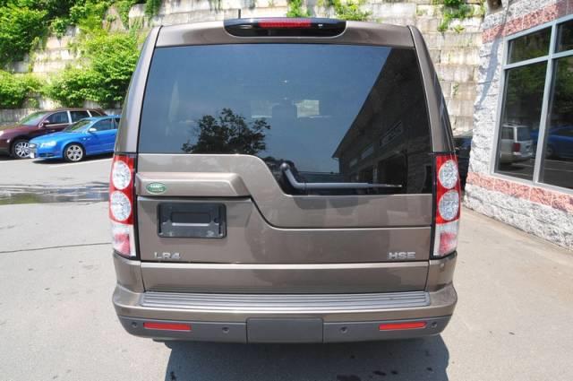2010 Land Rover LR4 Talladega 5