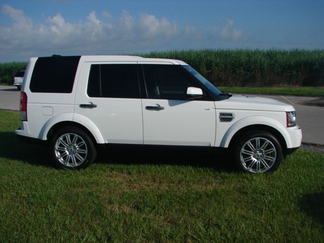 2011 Land Rover LR4 Convenience Pkg