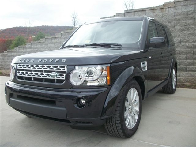 2012 Land Rover LR4 Extended Cab S
