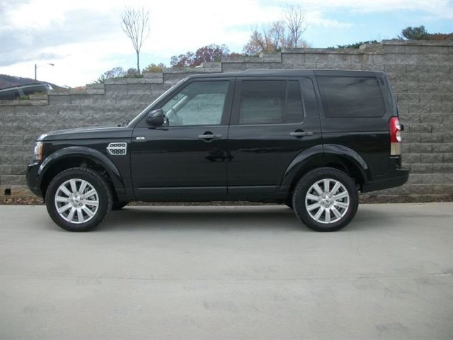 2012 Land Rover LR4 Extended Cab S