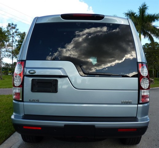 2012 Land Rover LR4 Extended Cab S