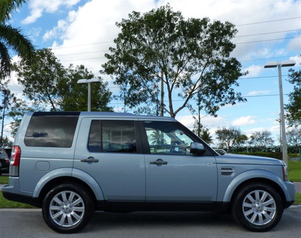 2012 Land Rover LR4 Extended Cab S