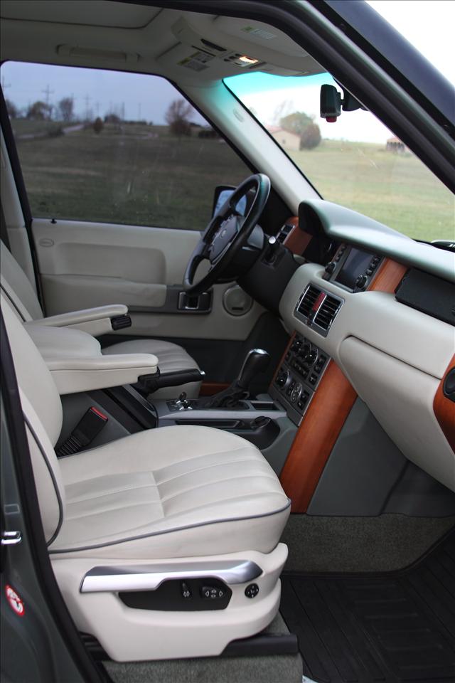 2005 Land Rover Range Rover Unknown