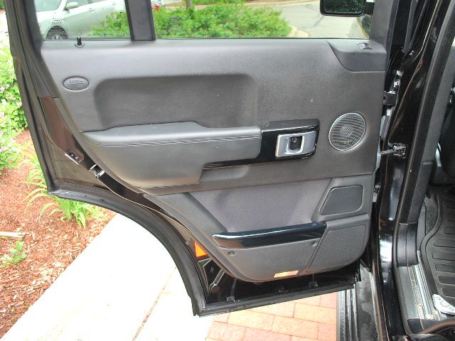 2005 Land Rover Range Rover 4dr Sedan Convenience (A4