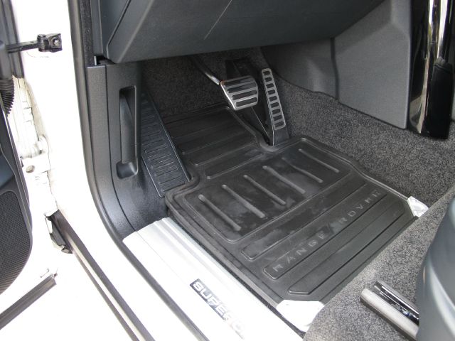 2010 Land Rover Range Rover X