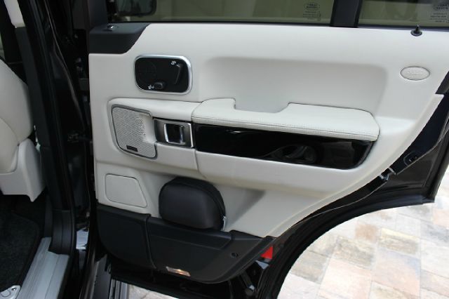 2011 Land Rover Range Rover X