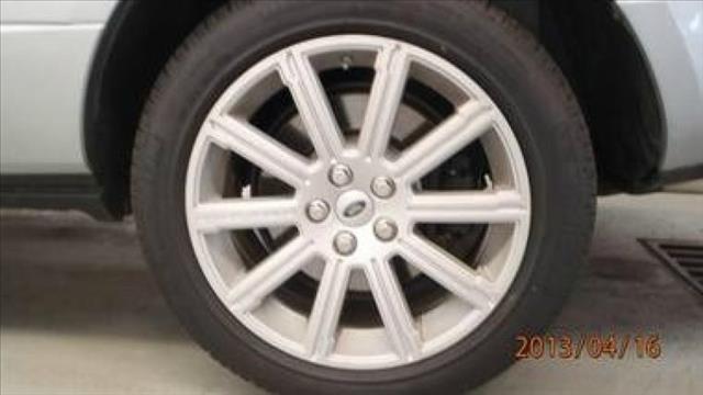 2011 Land Rover Range Rover Convenience Sedan