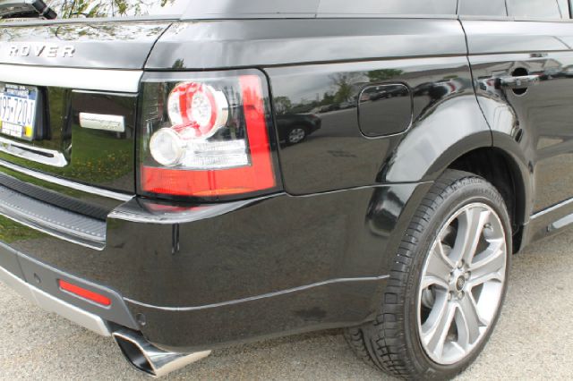 2013 Land Rover Range Rover Sport SLT W/ DVD 4x4