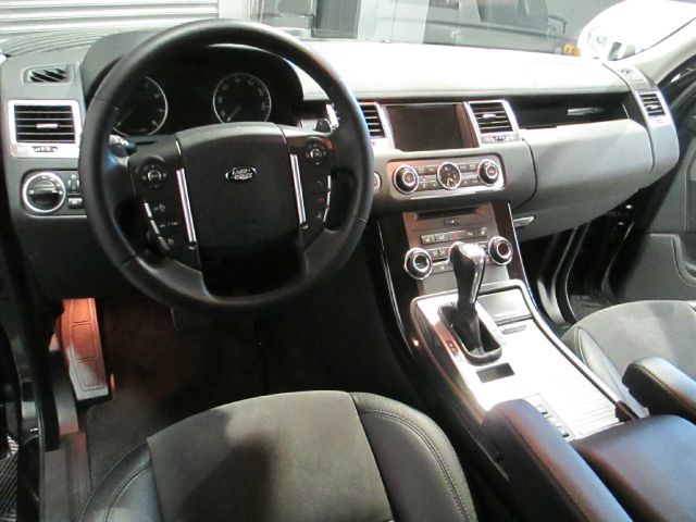 2013 Land Rover Range Rover Sport XL Super-cab FX-4 4x4