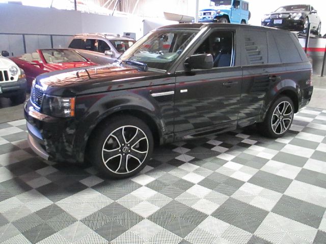 2013 Land Rover Range Rover Sport XL Super-cab FX-4 4x4