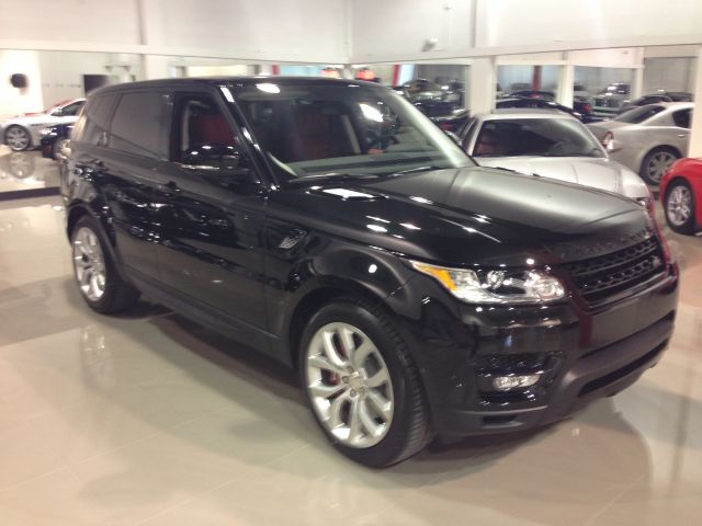 2014 Land Rover Range Rover Sport 5d Wagon SE w/XM 2WD