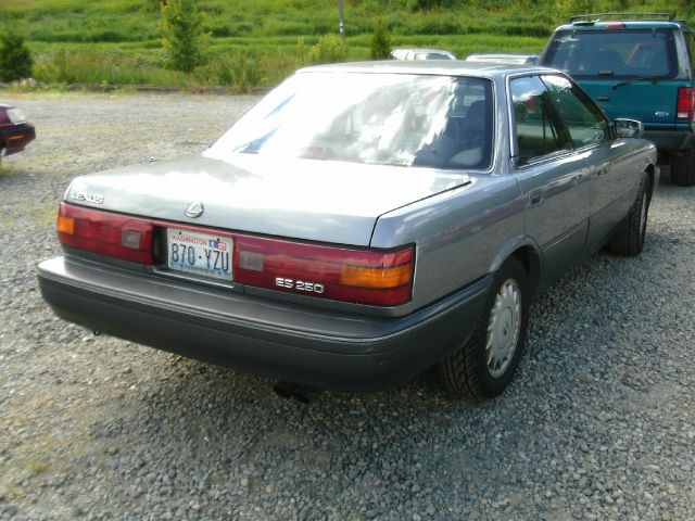 1990 Lexus ES 250 Base