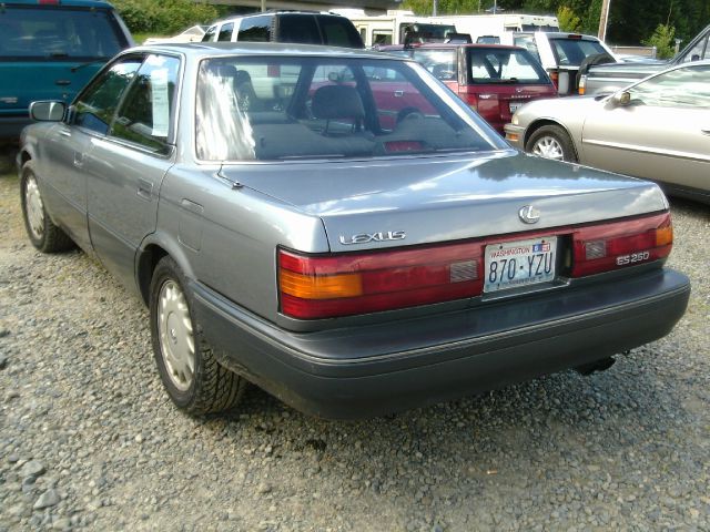 1990 Lexus ES 250 Base
