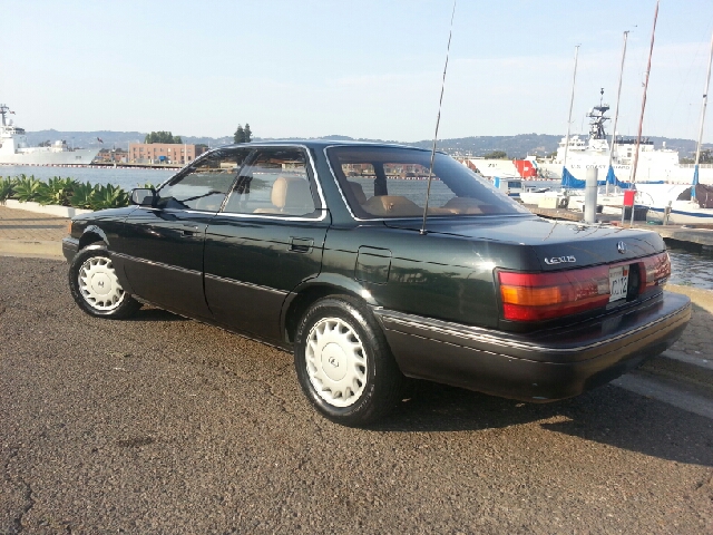 1990 Lexus ES 250 Base