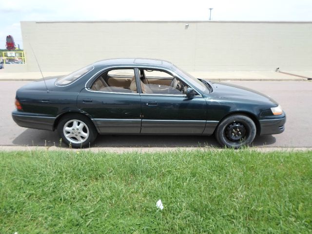1992 Lexus ES 300 Base