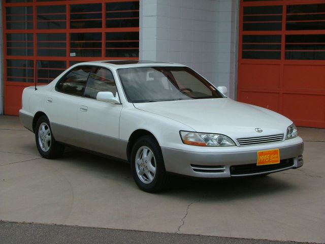 1994 Lexus ES 300 Unknown