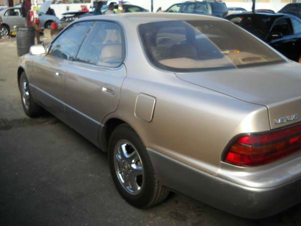 1994 Lexus ES 300 Base