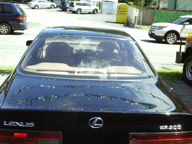 1995 Lexus ES 300 Base