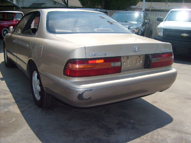 1995 Lexus ES 300 Base