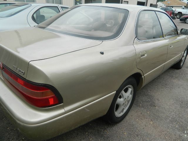 1995 Lexus ES 300 Base