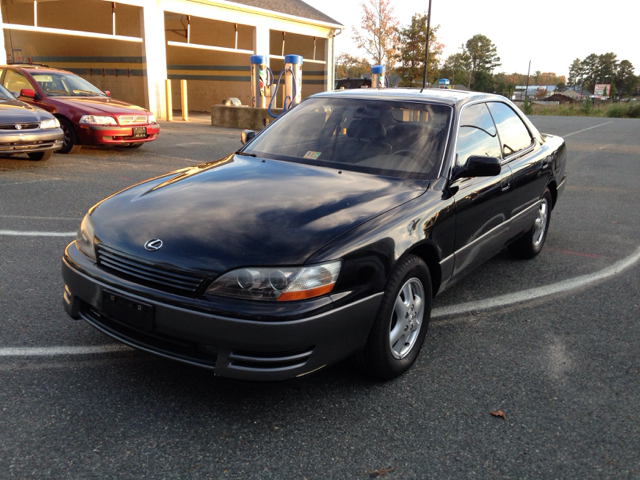 1995 Lexus ES 300 Base