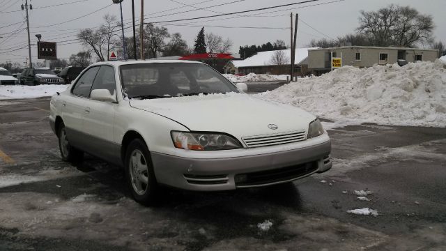 1995 Lexus ES 300 Base