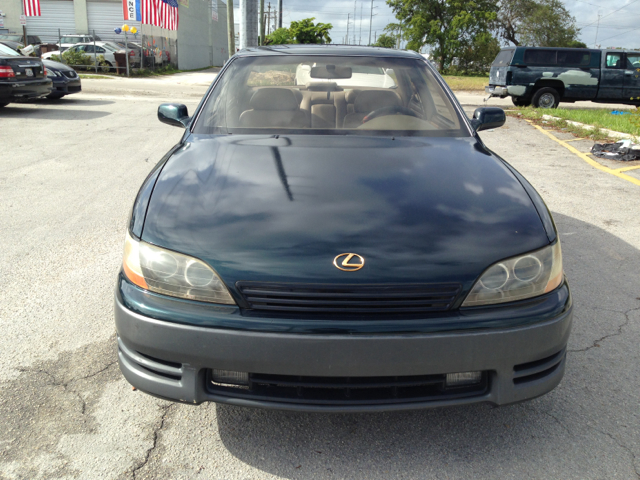 1995 Lexus ES 300 Base