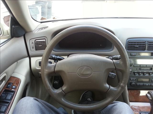 1997 Lexus ES 300 Unknown