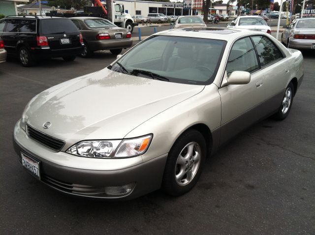 1997 Lexus ES 300 Base