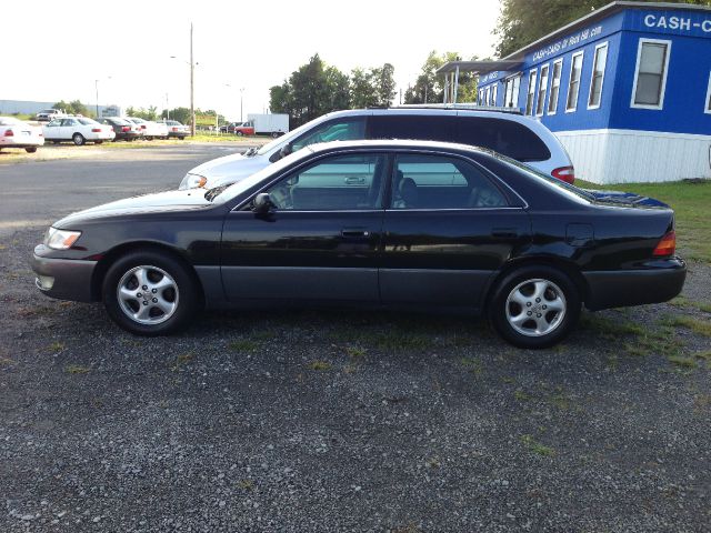 1997 Lexus ES 300 Base