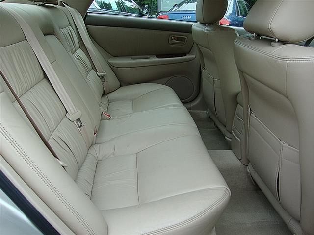 1997 Lexus ES 300 Base